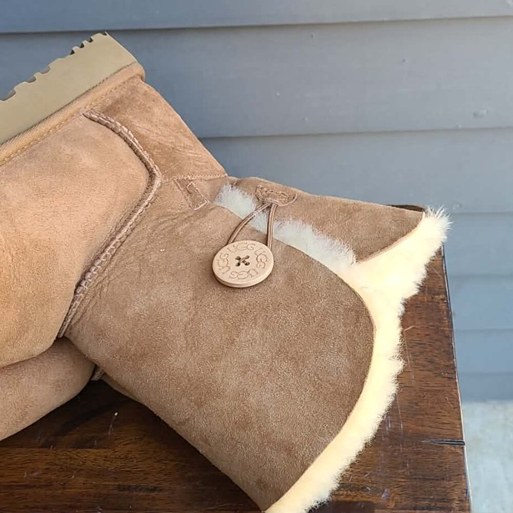 UGG Chestnut Suede Shearling Bailey Button Boots … - image 12
